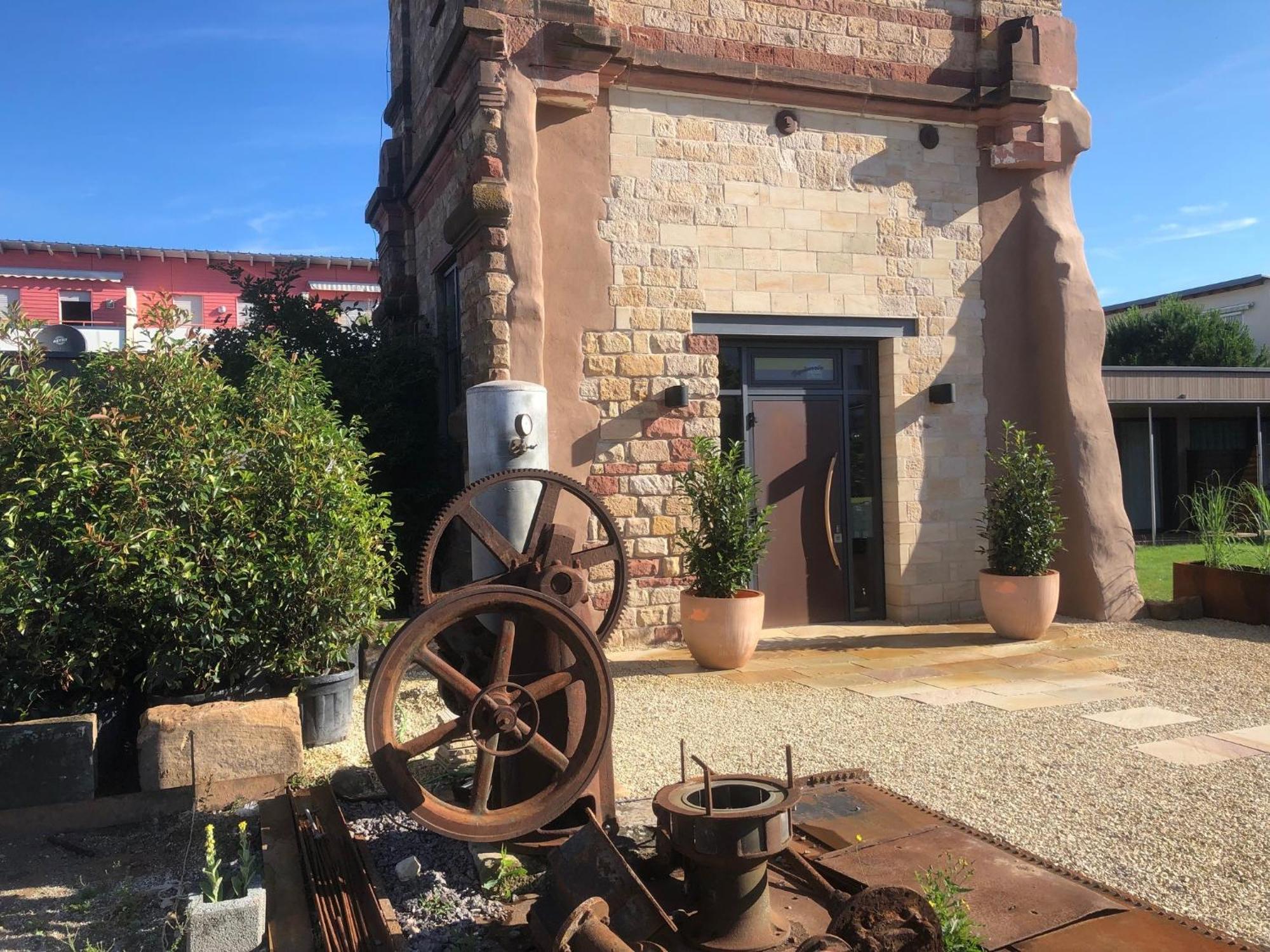 Barrierefreie Ferienwohnungen Am Wasserturm Landau - Suedpfalz Λαντάου Εξωτερικό φωτογραφία